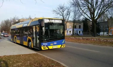 Pożar zamknął fragment Moniuszki. Objazd autobusów linii 4 i 6