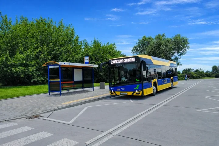 Powakacyjne zmiany w komunikacji. Linia 261 pojedzie wcześniej