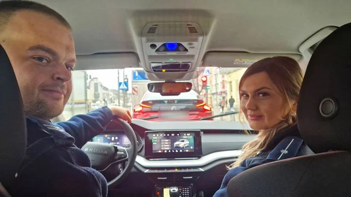 Nie zlekceważyli sygnału - dzielnicowi z Pabianic potwierdzili, że każdy telefon ma znaczenie