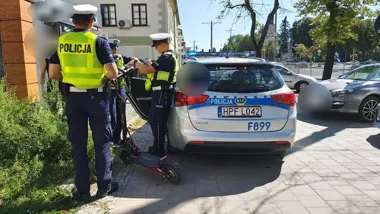 14-latek na hulajnodze do 50 km/h. Zatrzymała go policja