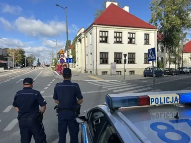 Pierwszy dzwonek oznacza więcej dzieci na drogach Pabianic. Policja działa