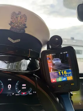 116 km/h w terenie zabudowanym. Policja zatrzymała prawo jazdy