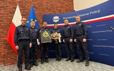 Pabianiccy policjanci dostali Złote Blachy za cios w piracką sieć sygnału