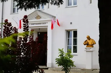 Sto lat Salezjanów w Lutomiersku. Jubileusz z tablicą pamięci