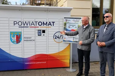 Powiatomat w Pabianicach. Dokumenty odbierzesz bez kolejki przez całą dobę